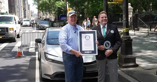 Toyota Prius GUINNESS WORLD RECORD 3 Motor16