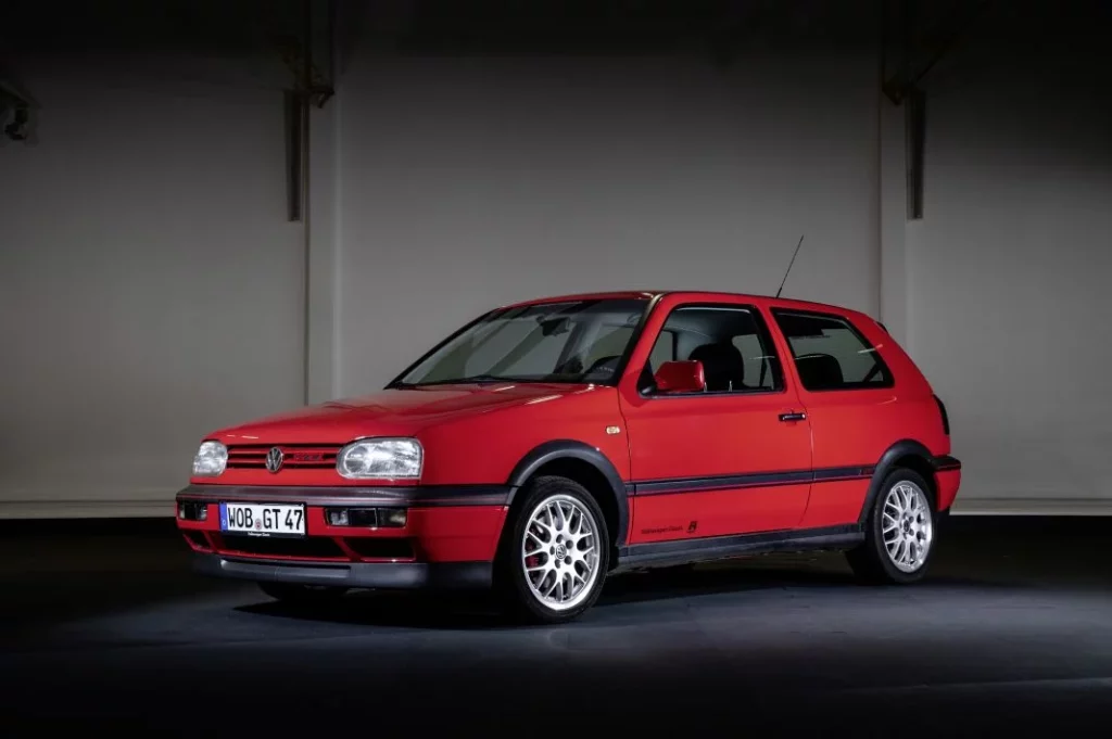 2024 Volkswagen Golf GTI III. Imagen.