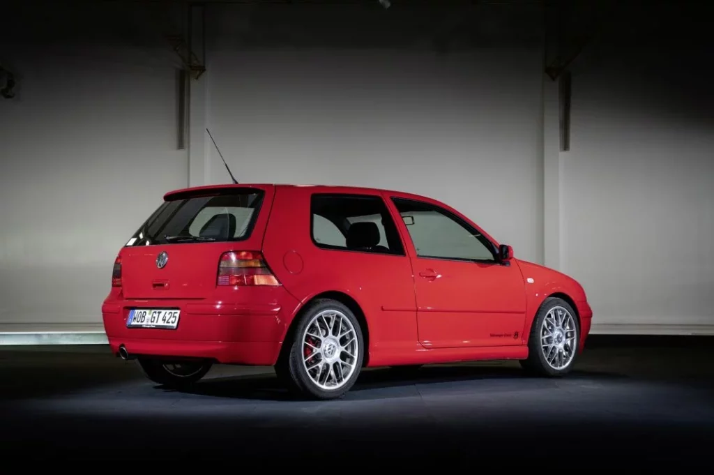 Volkswagen Golf IV GTI 17 Motor16