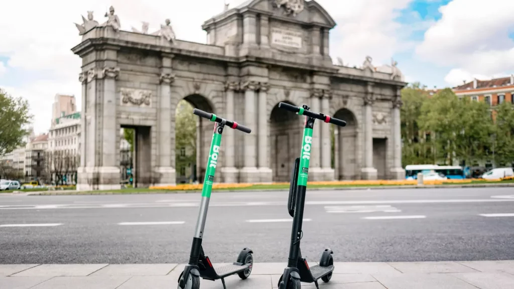 El motivo por el cuál no habrá más patinetes eléctricos de alquiler en Madrid