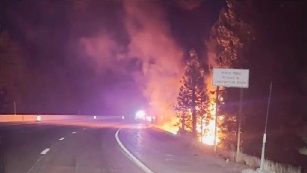 ¿Cuántos litros de agua se necesitaron para apagar el incendio que provocó el Tesla?