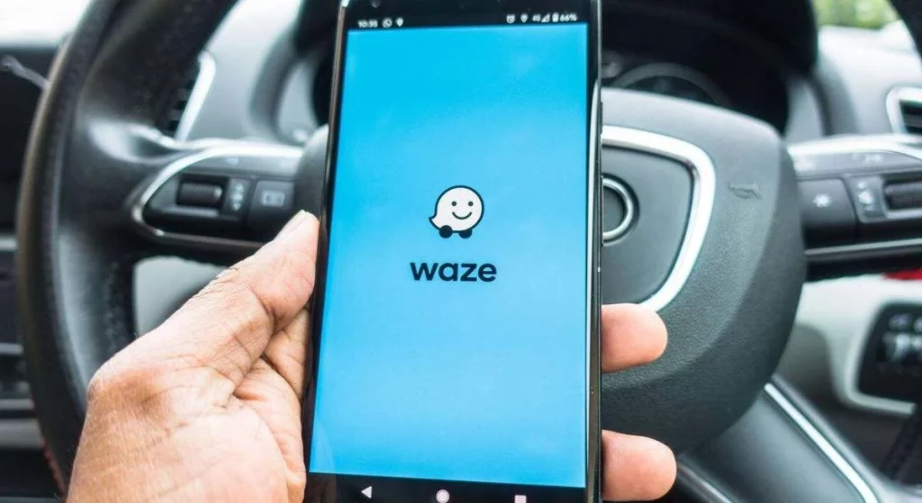 Aplicación Waze para coches Motor16