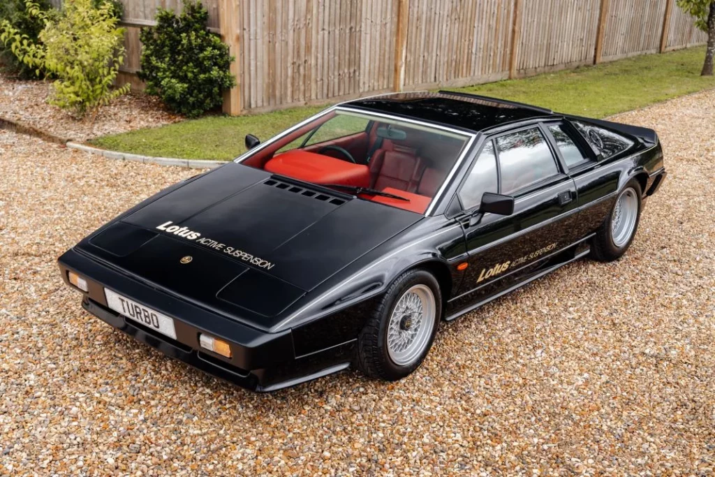 1980 Lotus Esprit Essex Turbo 12 Motor16