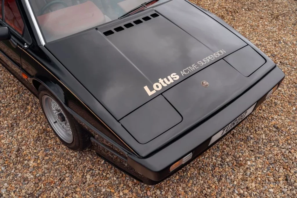 1980 Lotus Esprit Essex Turbo 17 Motor16