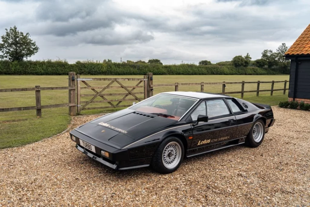 1980 Lotus Esprit Essex Turbo 33 Motor16