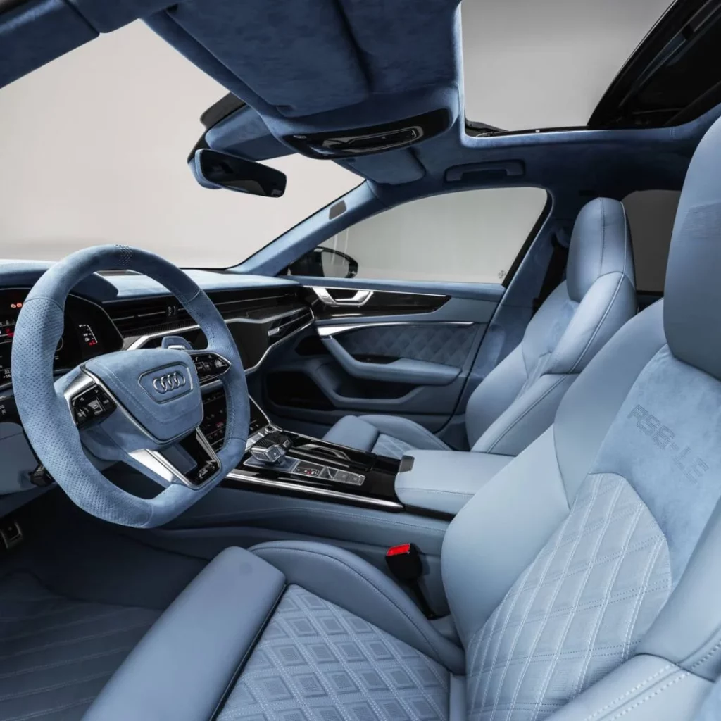 2024 ABT Audi RS6 Avant Legacy Edition. Imagen interior.