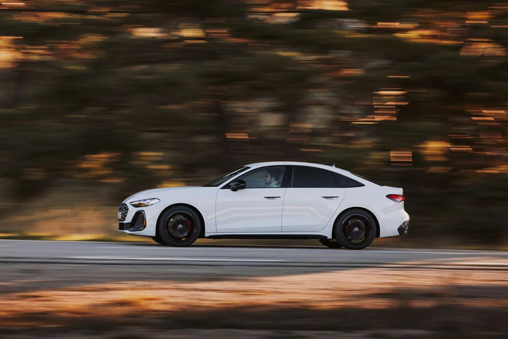 2024 Audi A5. Imagen barrido.