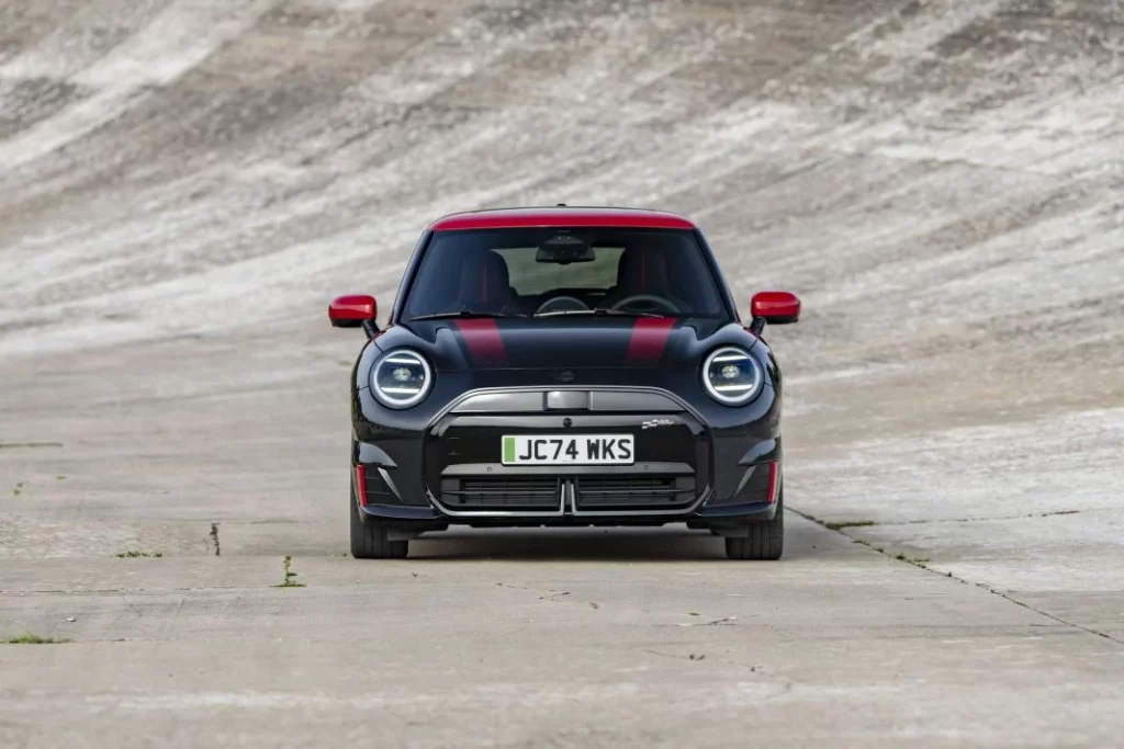 2024 MINI John Cooper Works 11 Motor16