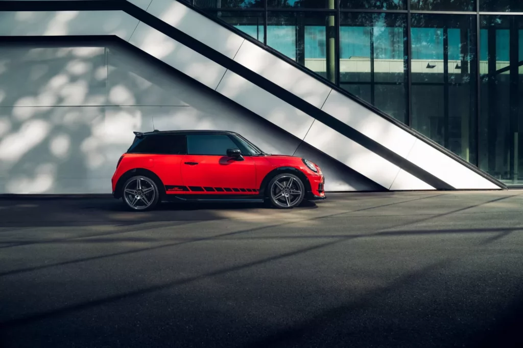 2024 MINI Cooper S JCW. AC Schnitzer. Imagen barrido.