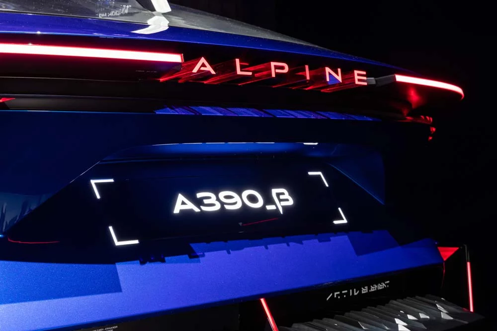 Alpine A390 β 26 Motor16