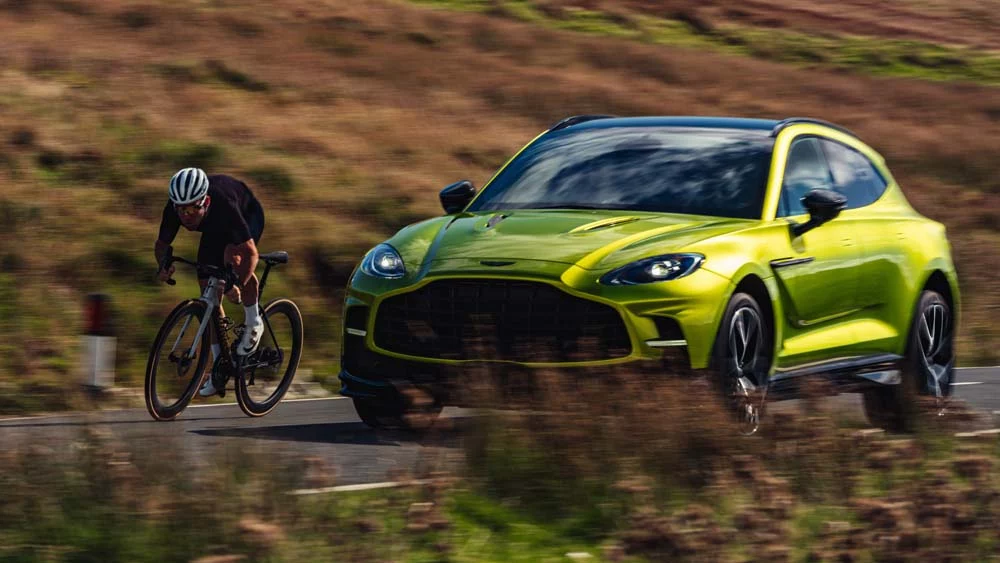 Aston Martin y su embajador Mark Cavendish