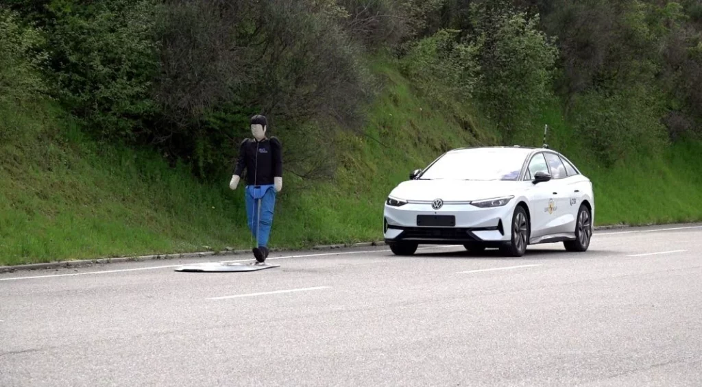 CONDUCCION ASISTIDA EURONCAP OCTUBRE 2024 Motor16