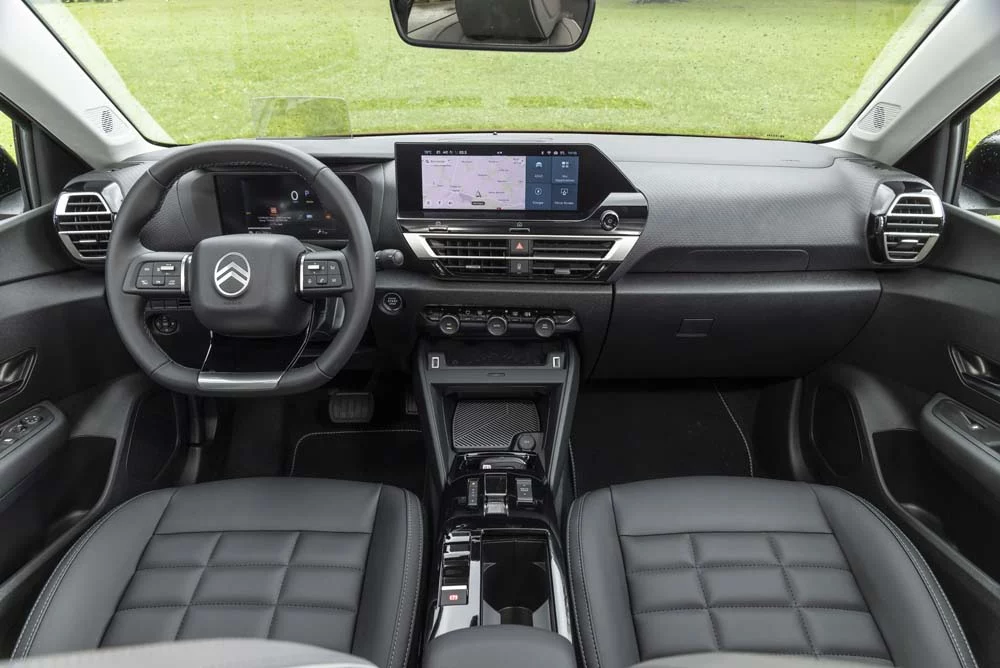 Interior del nuevo Citroën C4 2025