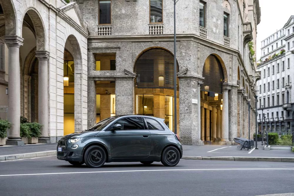 Fiat 500e Giorgio Armani