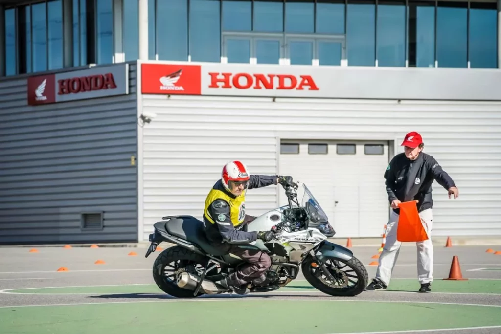 Honda Instituto de Seguridad 15 anos12 Motor16