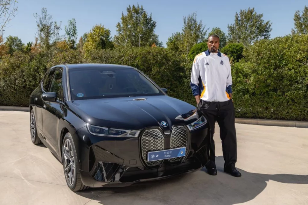 IBAKA BMW IX Motor16