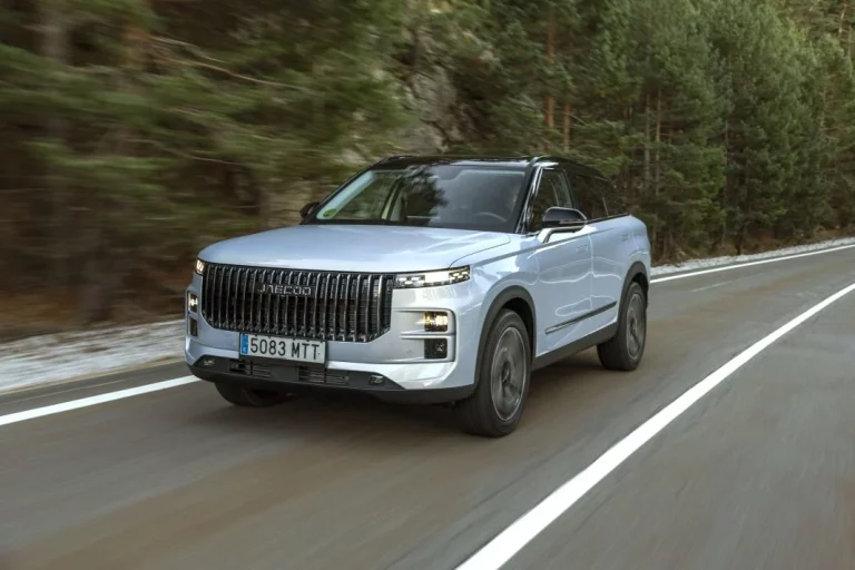 Jaecoo 7 PHEV y los cinco SUV híbridos enchufables con sello ‘Made in China’ y precio de derribo