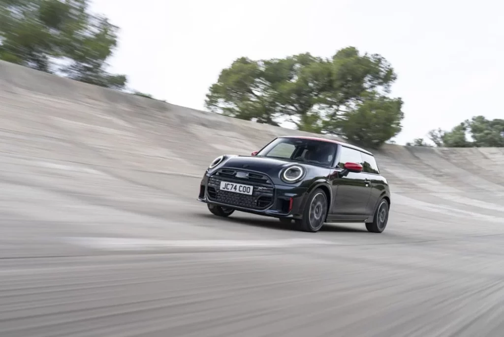 MINI JOHN COOPER WORKS 23 Motor16