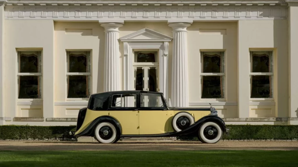 ROLLS ROYCE PHANTOM GOLDFINGER 30 Motor16