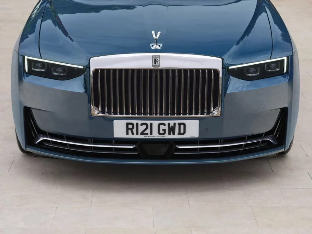 Rolls-Royce_Ghost_Series_II 