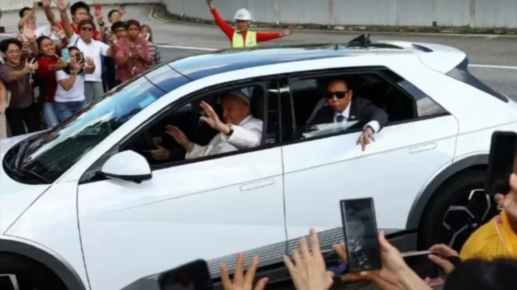 Este es el coche eléctrico del Papa Francisco