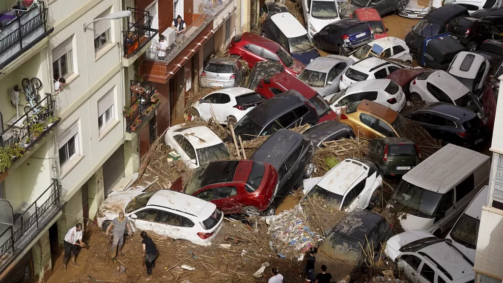 Los seguros que actúan tras los destrozos en coches causados por la DANA