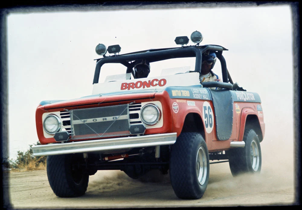 1969 Ford Bronco Classic 1 Motor16