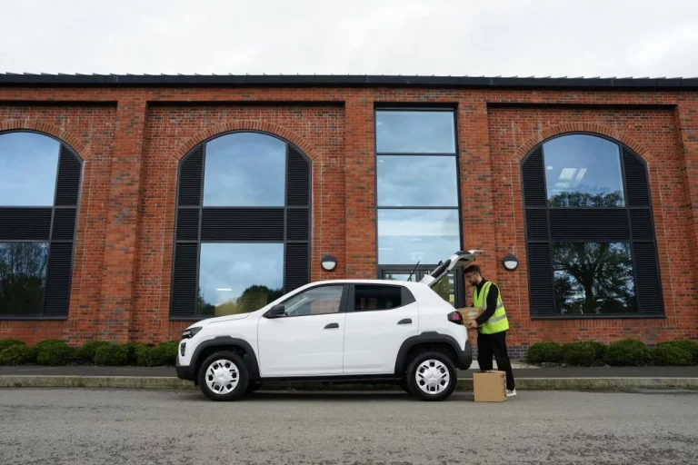 Cuando el Dacia Spring se convierte en un trabajador de categoría