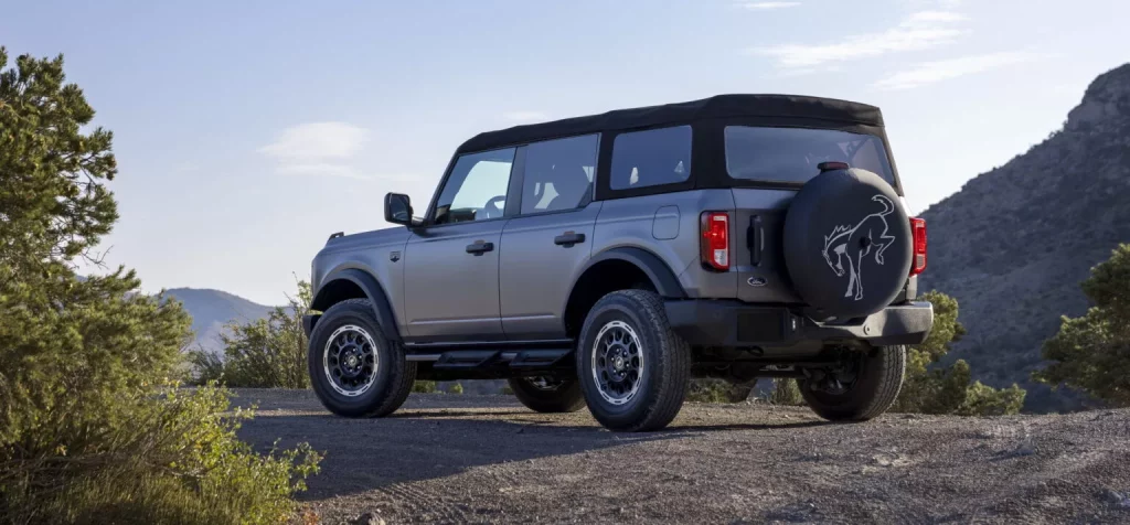 2024 Ford Bronco. Imagen trasera.