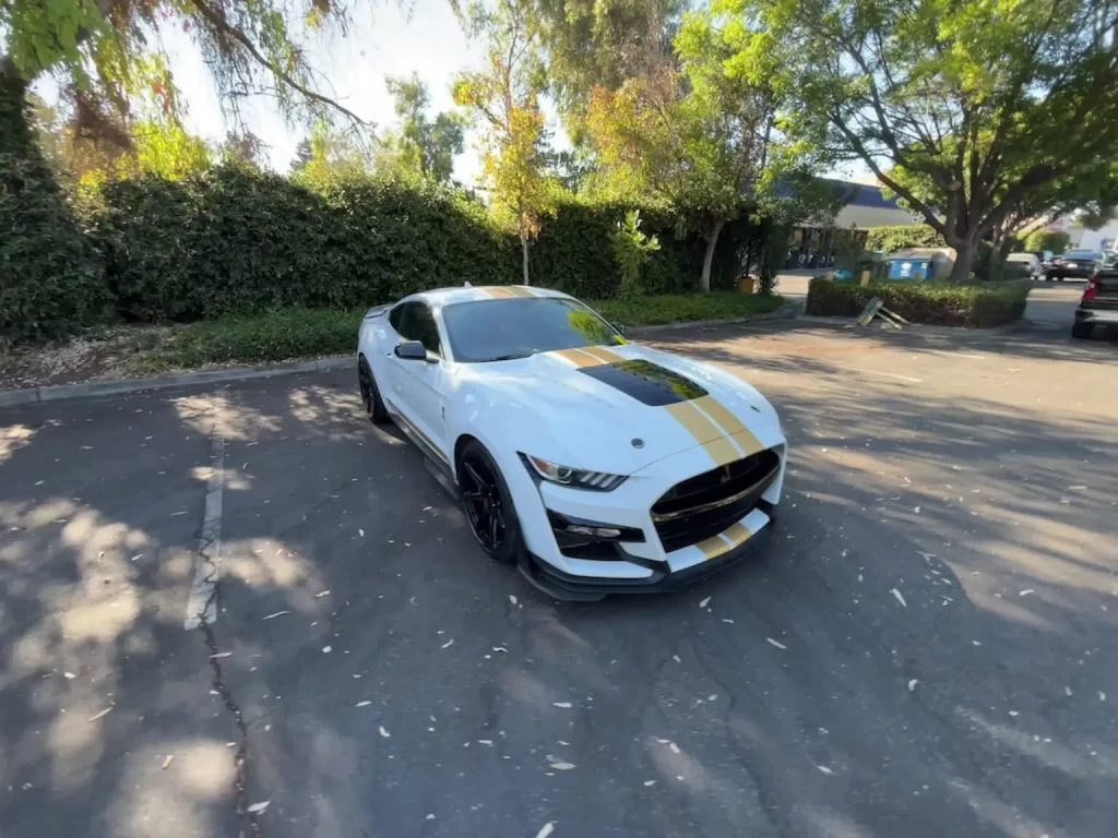 2024 Ford Mustang Shelby GT500. Hertz. Imagen delantera.