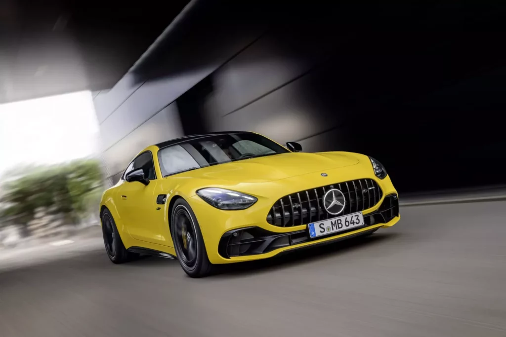 2024 Mercedes AMG GT 43 2 Motor16