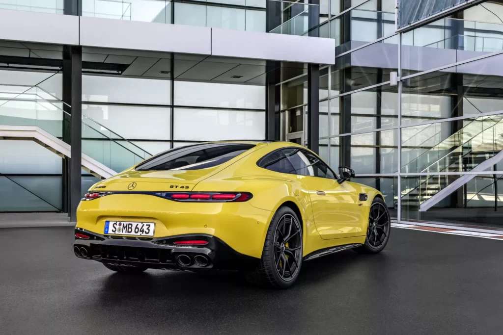 2024 Mercedes AMG GT 43 6 Motor16