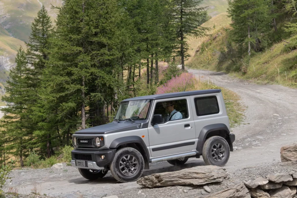 2024 Suzuki Jimny Mata 11 Motor16