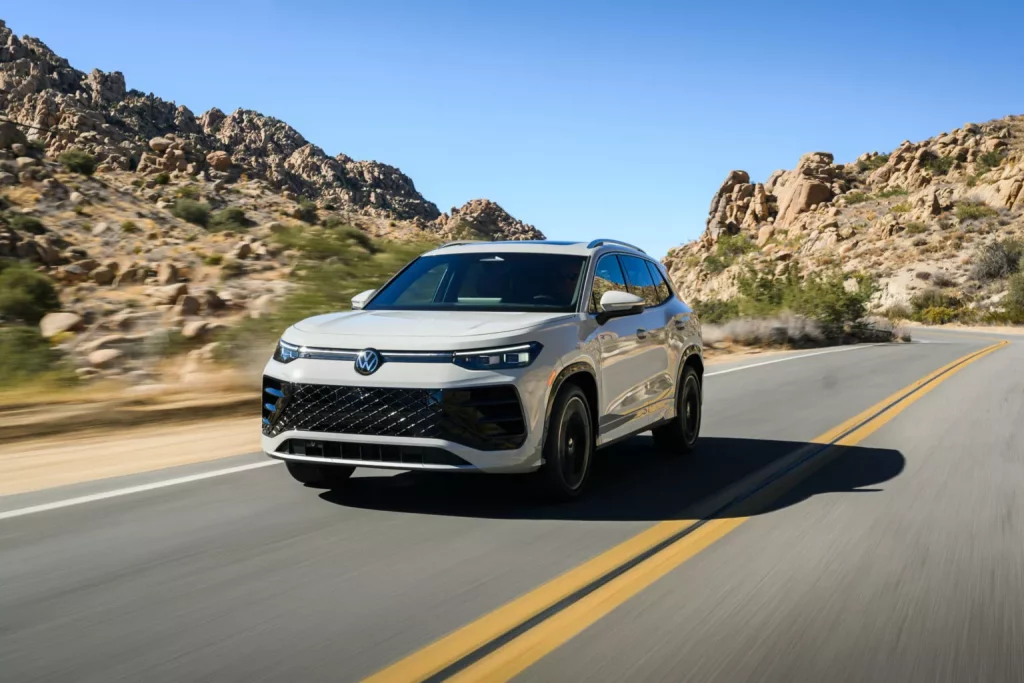 2024 Volkswagen Tiguan USA 18 Motor16