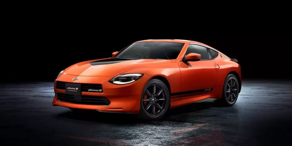 2024 Nissan Fairlady Z. Imagen orange.