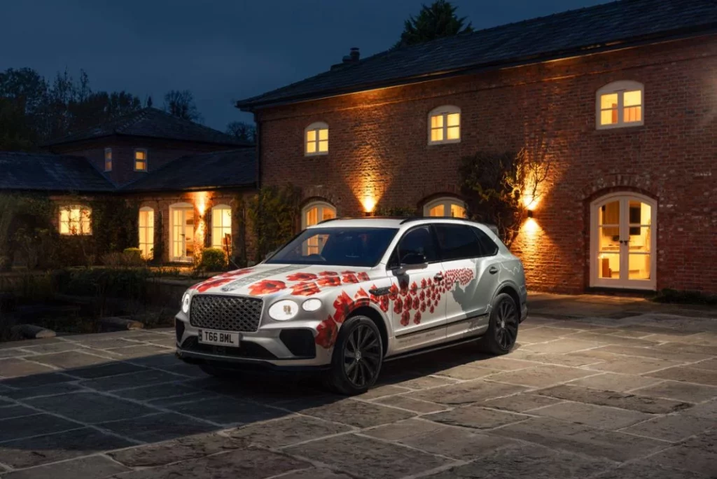 Bentley Remembrance Day Poppy Car 2024 02 Motor16