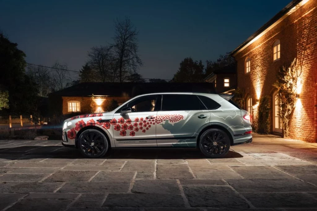 Bentley Remembrance Day Poppy Car 2024 03 Motor16