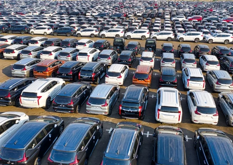 ‘Cartel de coches’: Descubre si estás entre los 9,8 millones de conductores afectados