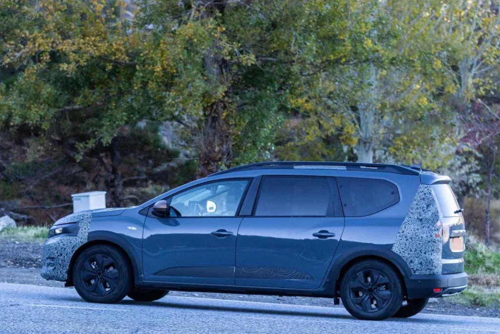 Dacia Jogger 2025 (9)