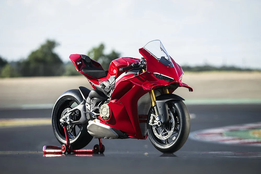 Ducati Panigale V4 2025 13 Motor16