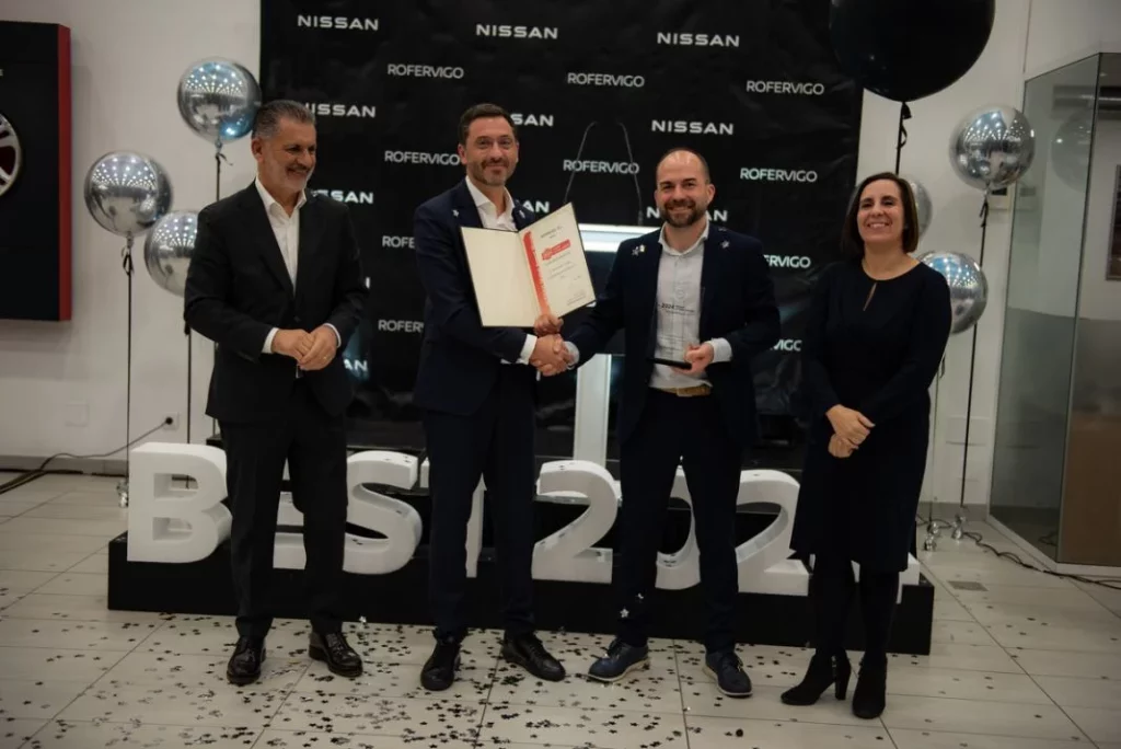 Entrega Nissan Global Award a Rofervigo Motor16