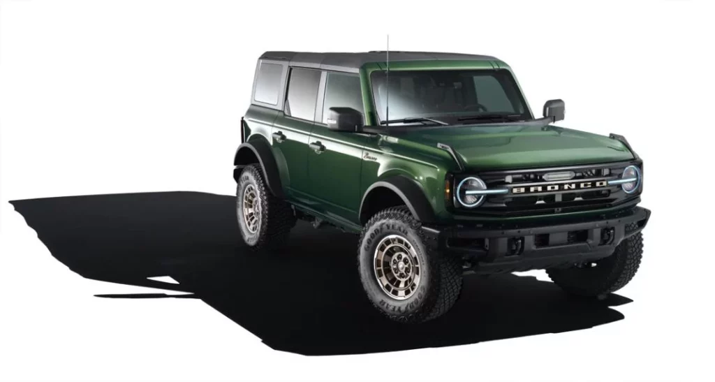 FORD BRONCO CUSTOM GARAGES 1 Motor16