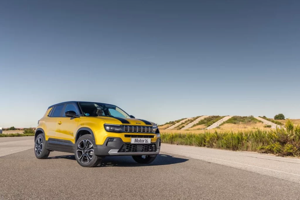 Jeep Avenger E Hybrid Summit 13 Motor16