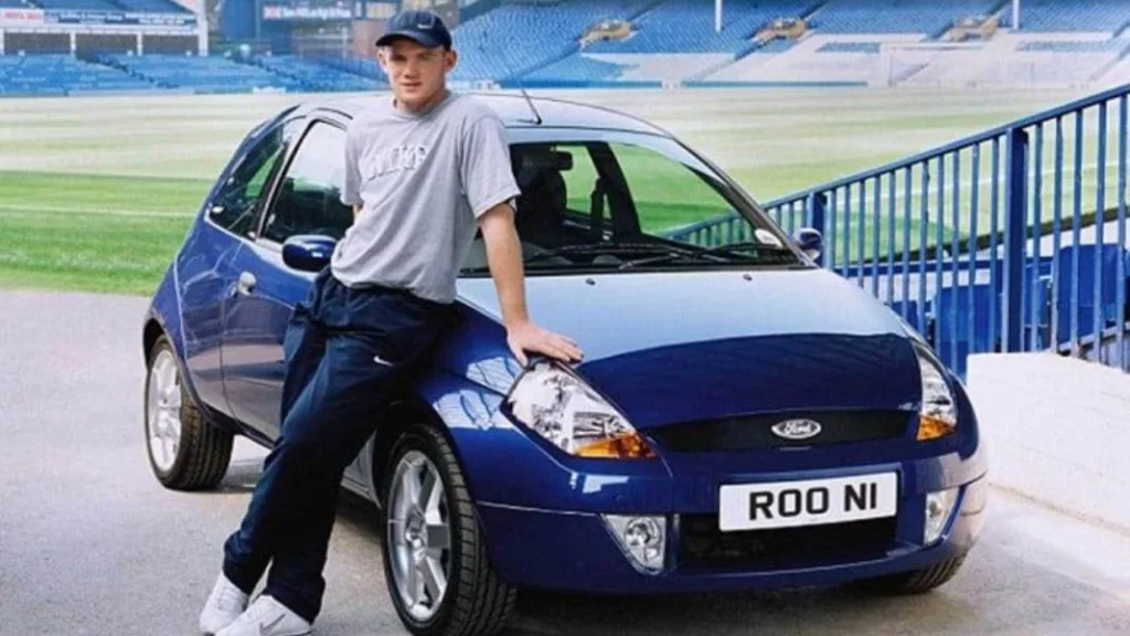 Wayne Rooney y su Ford Ka