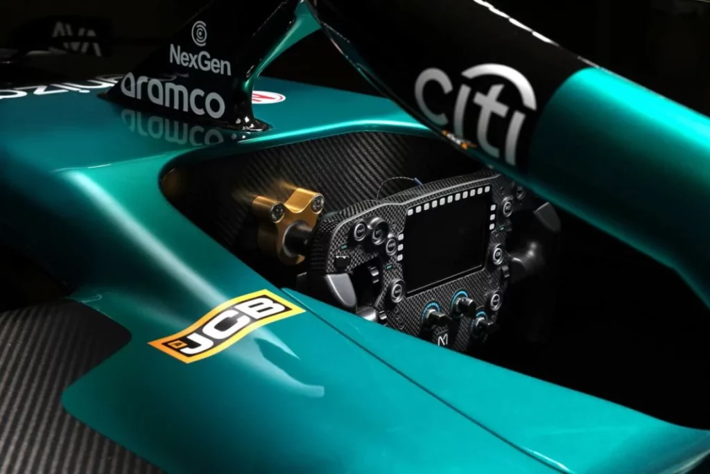 SIMULADOR ASTON MARTIN F1 13 Motor16