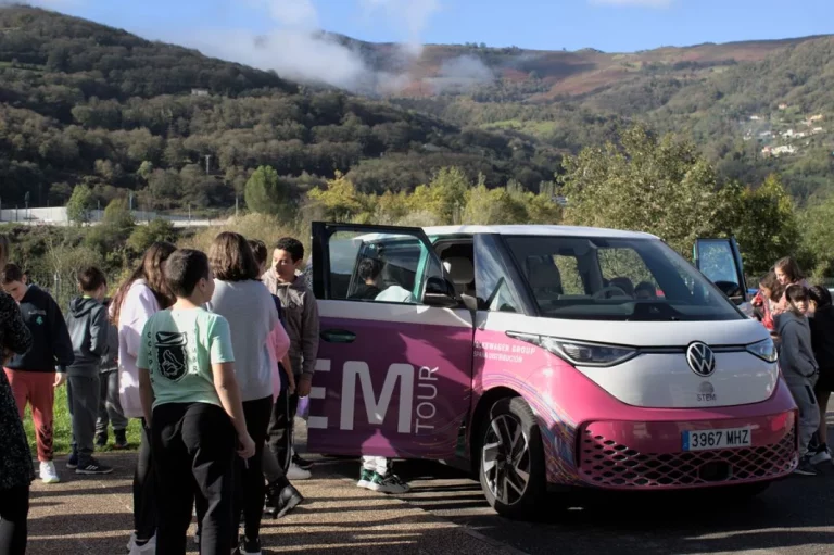 Volkswagen STEM Tour: la ciencia viaja a bordo de un ID.Buzz