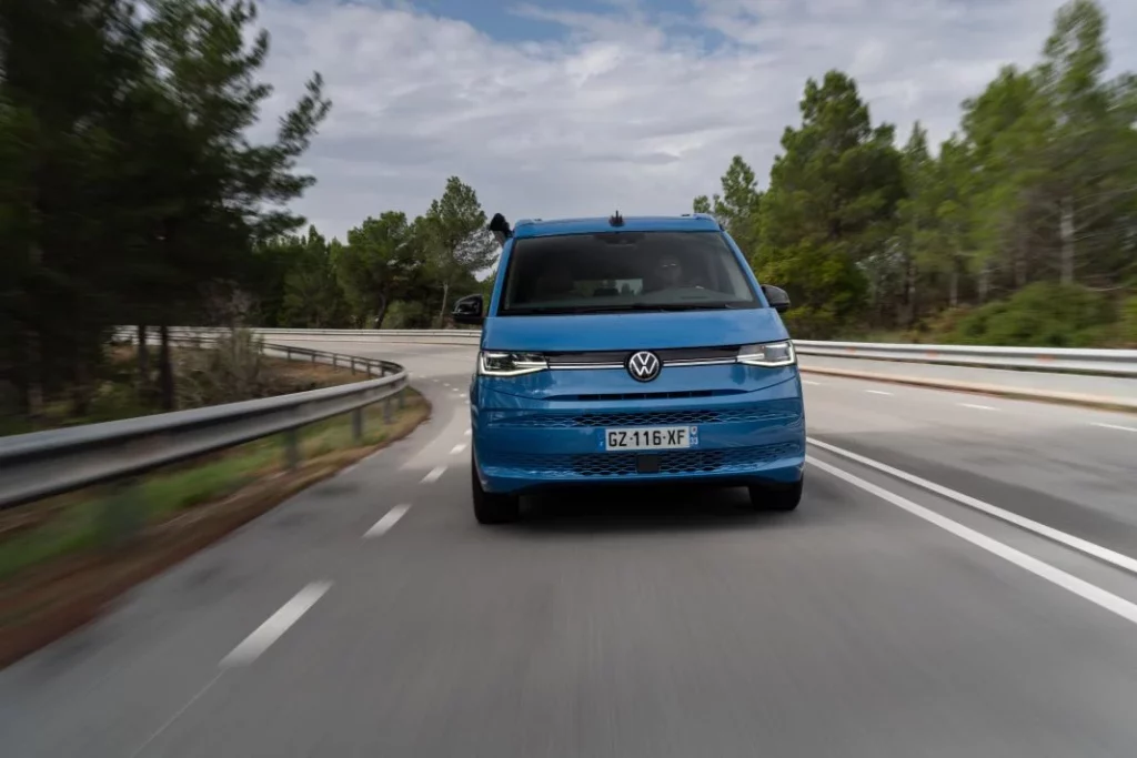 Volkswagen California Ocean 26 Motor16