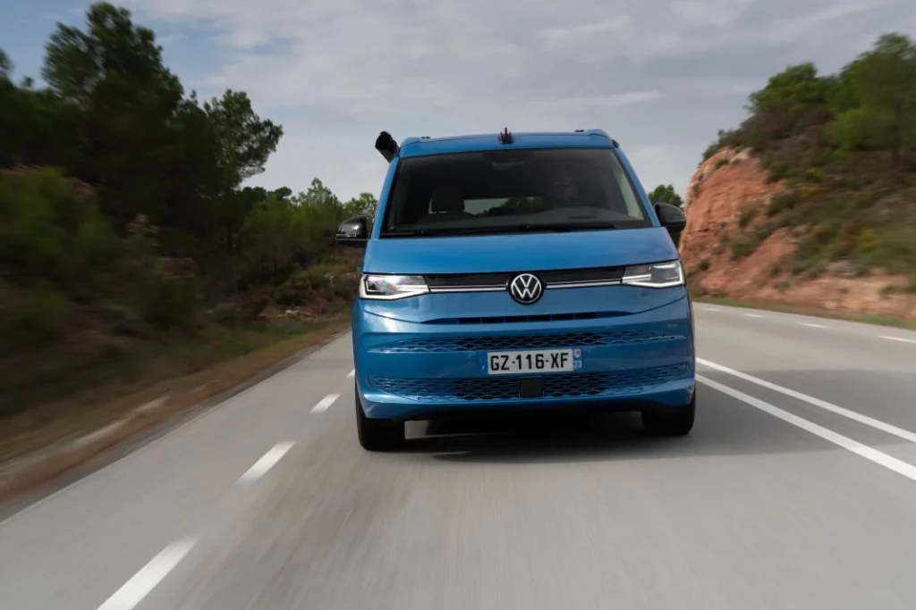 Volkswagen California Ocean 28 Motor16