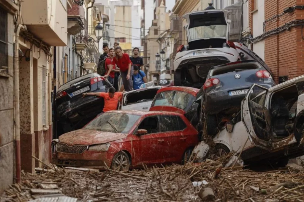 autoridades reportan mas de 200 muertos en espana por la dana que afecto valencia Motor16