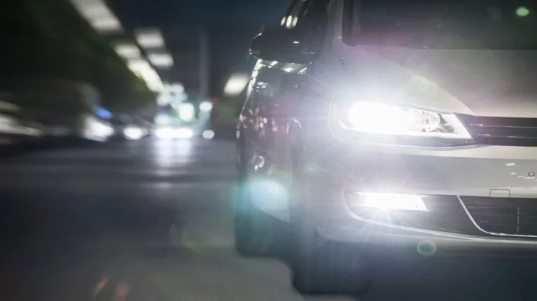 El estudio que podría eliminar las luces LED de tu coche